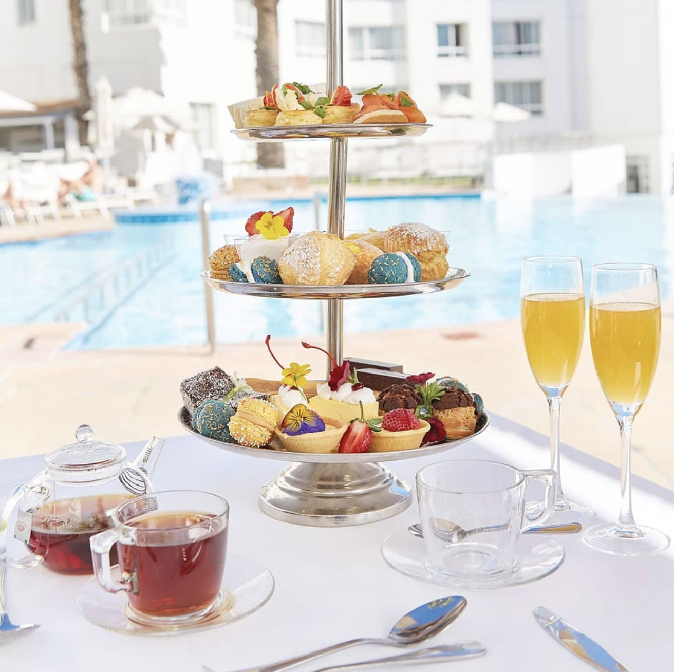 Recommendation: 5. Enjoy your tea with breathtaking views of the Atlantic Ocean at the President Hotel